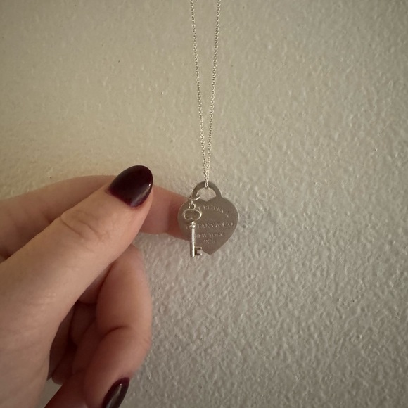 Tiffany & Co. Return to Tiffany Heart Tag Key Pendant Necklace Sterling Silver - Picture 2 of 5